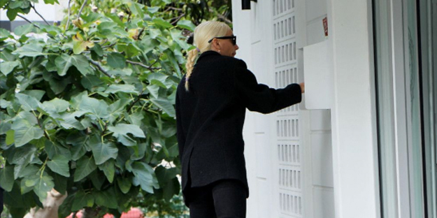 Gülşen imzada, Akpınar sırada!