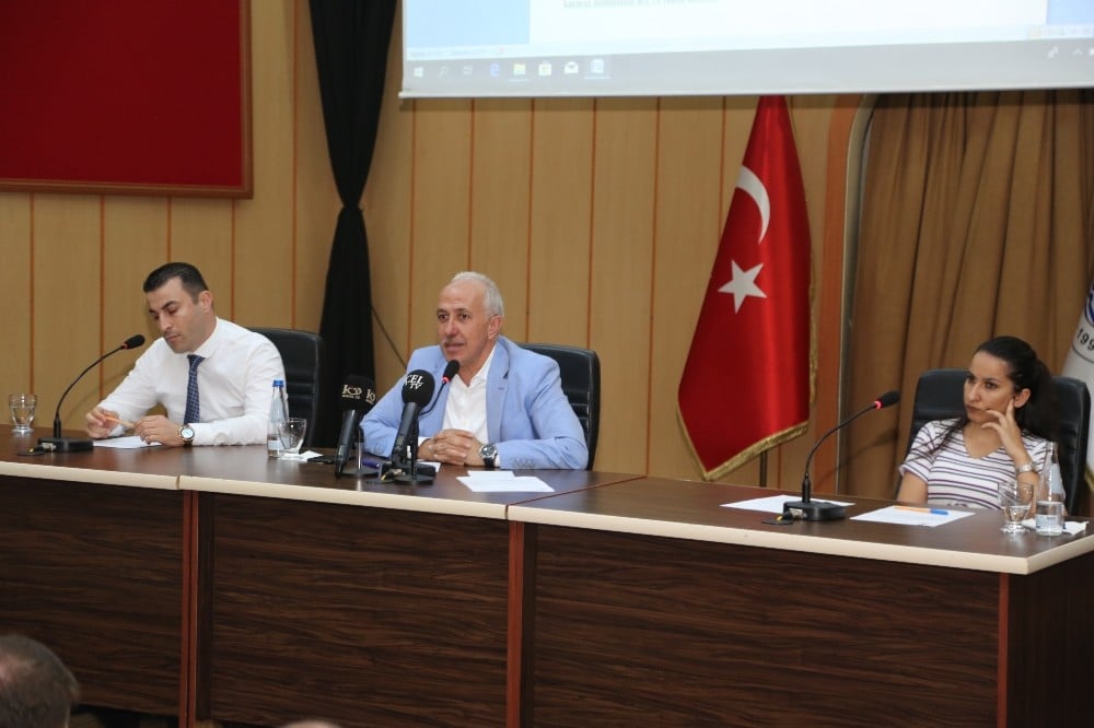 Gültak: “Akdeniz, Mersin’i 20-25 yıl geriden takip ediyor” 