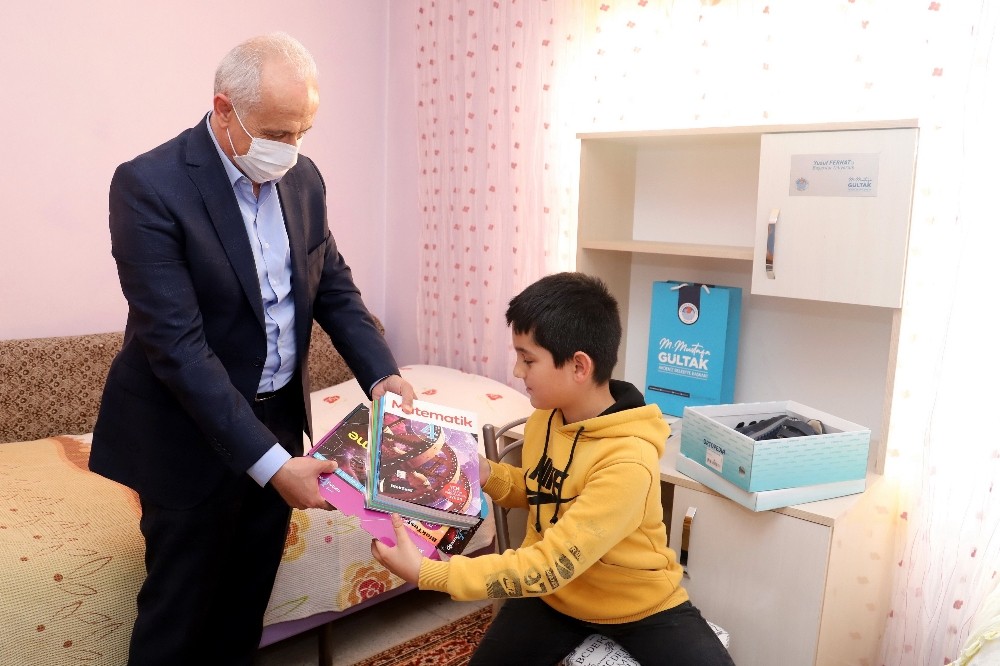 Gültak, BİLSEM’in zeki çocuklarını evlerinde ziyaret etti 