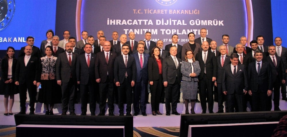 Gümrük işlemleri elektronik ortama aktarılıyor 