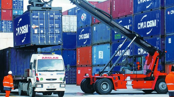 Gümrük işlemlerini hızlandıracak sertifikaya ilgi artıyor