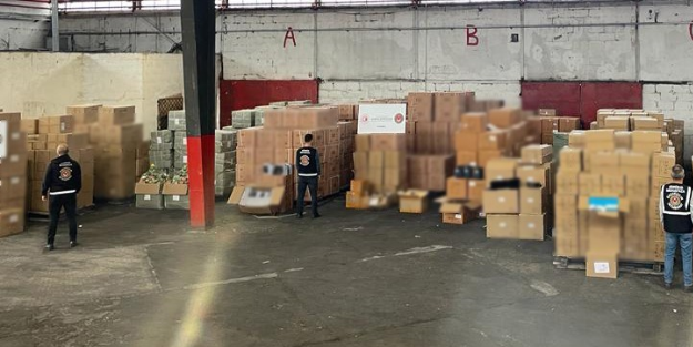 Gümrükte operasyon: Kaçak ürünler şok etti