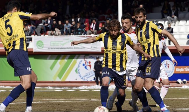 Gümüşhane Play-Off’a koşuyor