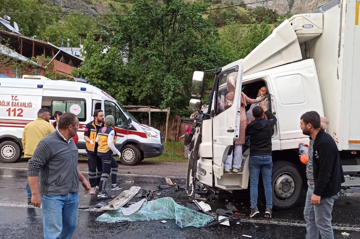 Gümüşhane’de aynı yerde 4. kaza: 1 yaralı