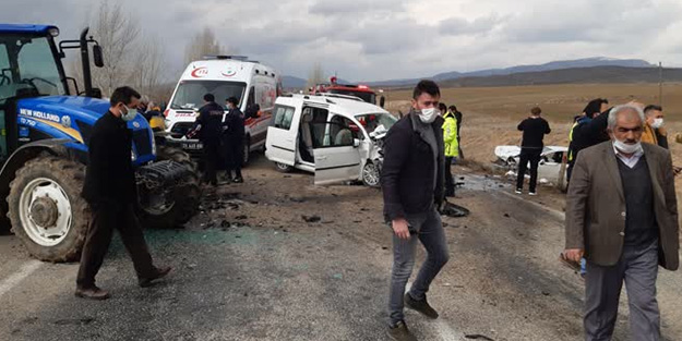 Gümüşhane'de feci kaza! Yaralılar var