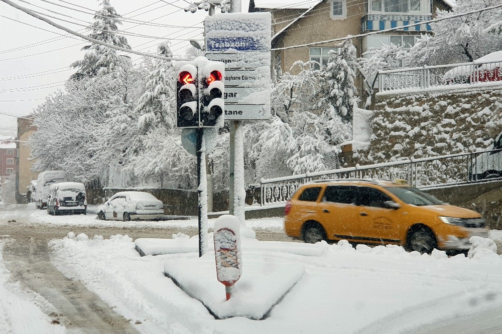 Gümüşhane’de kar yağışı 