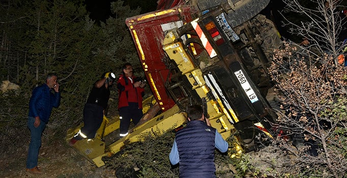 Gümüşhane’de korkunç kaza: 1 ölü, 3 yaralı