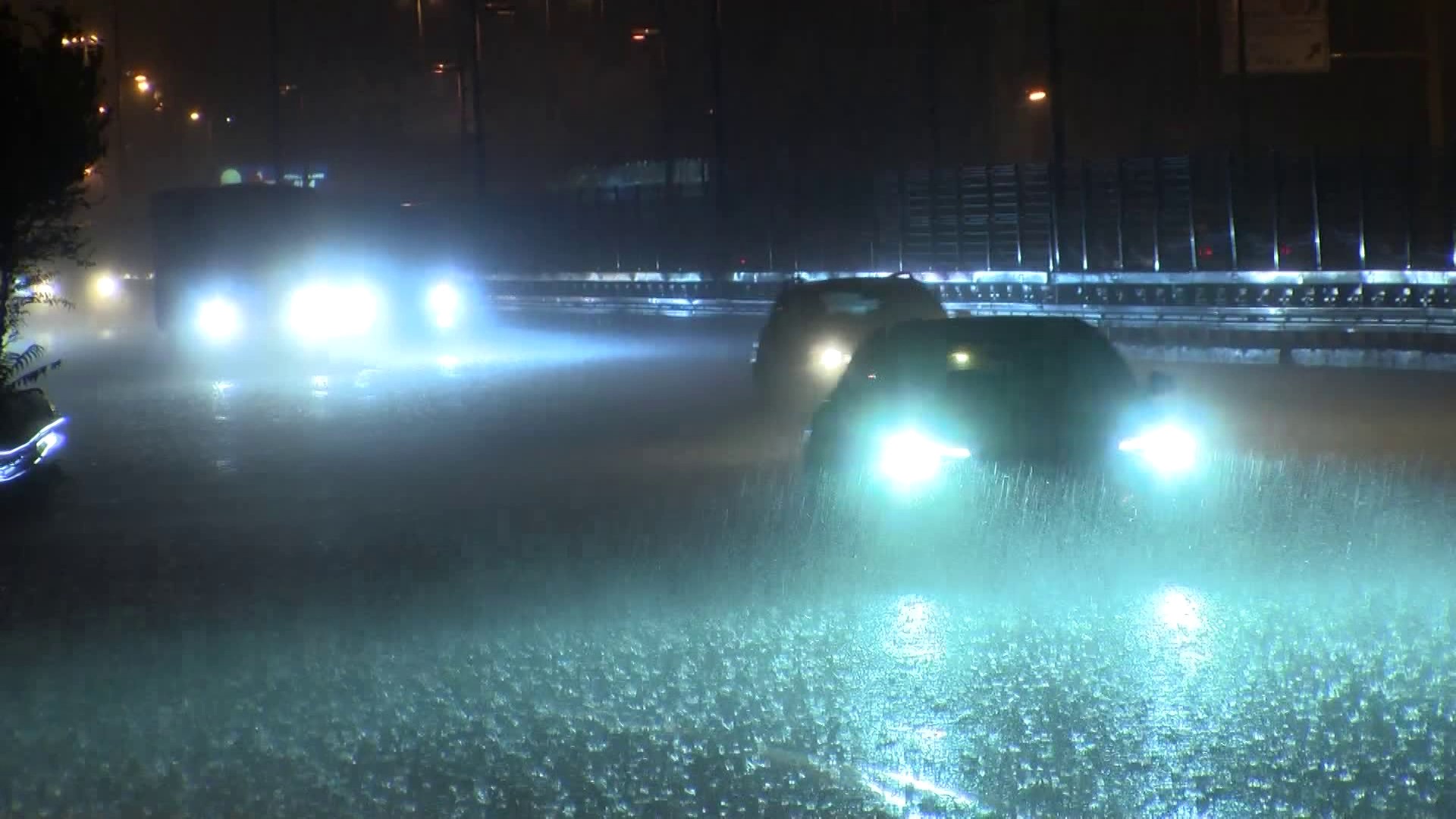 Gün doğdu, sel suları çekilince hasarın büyüklüğü ortaya çıktı