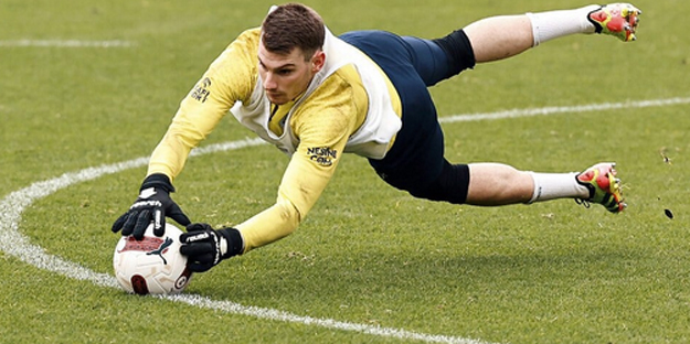 Gündem oldu: Dominik Livakovic'in bonservisi belirlendi: Milyonlarca Fenerbahçeli şaştı kaldı…