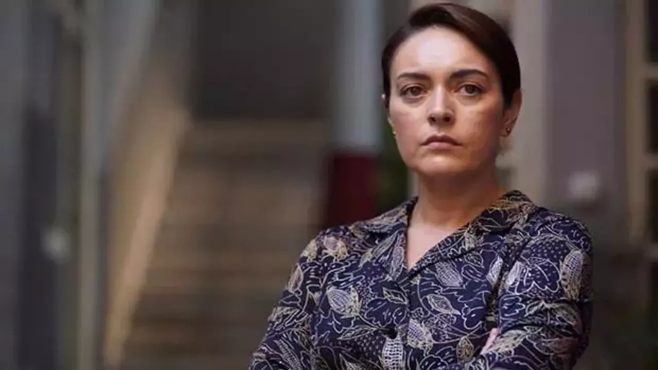 Gündem olmak isterken rezil oldu! Ezgi Mola’nın ‘Narin’ açıklaması tepki çekti: ‘Bilip bilmeden konuşma!’