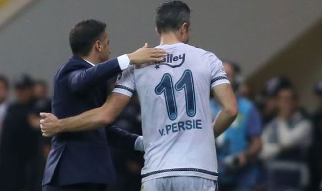 Gündemde Pereira ve RvP!