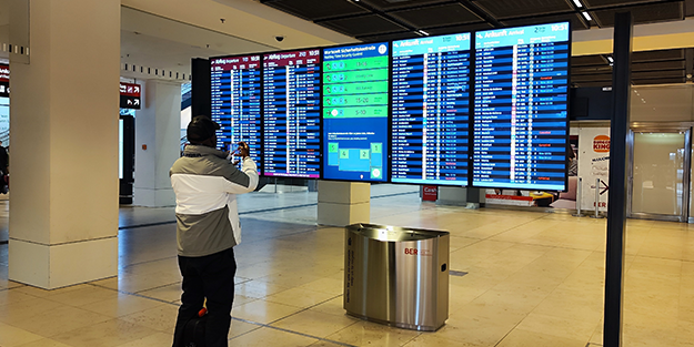 Gündemi altüst eden grev! Uçuşlar iptal oldu, 100 binden fazla yolcu ne yapacağını kara kara düşünüyor