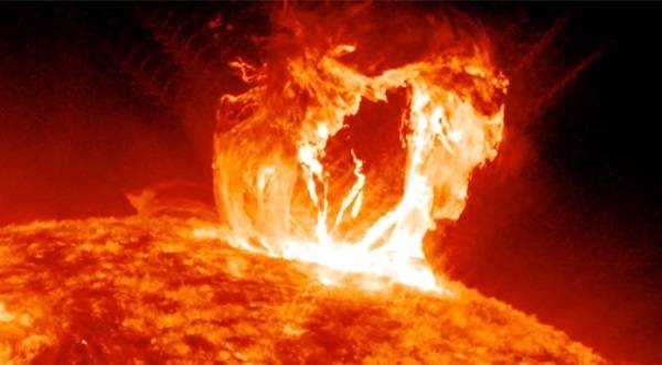 Güneş fırtınası nedir, ne zaman olacak 2021?