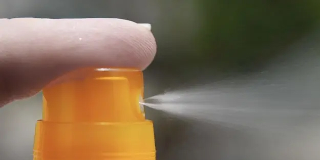 Güneş kremini kullanma rehberi! Doğru uygulamanın püf noktaları... Herkes kulaklarına küpe yapsın