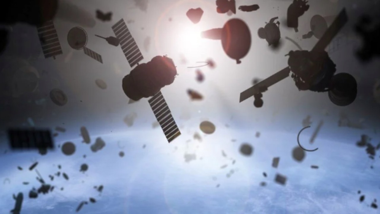 Güneş patlaması sonucunda NASA'nın aracı parçalandı!