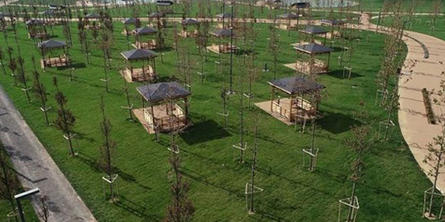 Güneşi fırsat bilip millet bahçelerine koştular