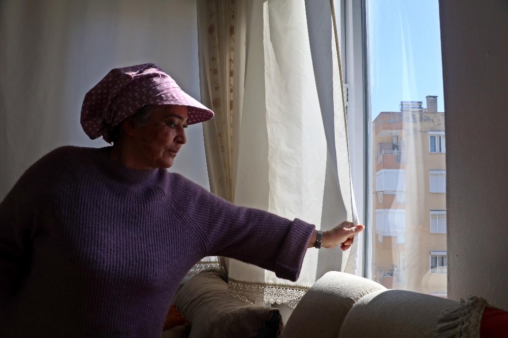 Güneşin erittiği kadının yaz kabusu 