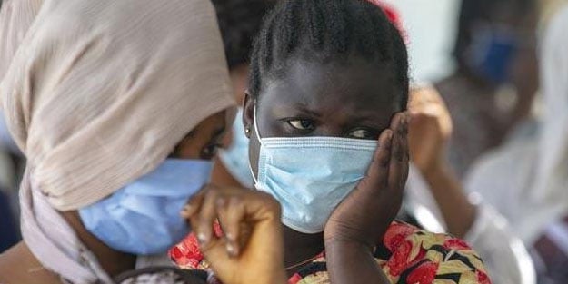 Güney Afrika Cumhuriyeti koronavirüsü durduramıyor