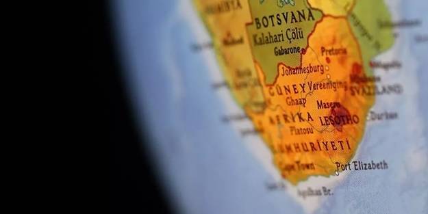 Güney Afrika'da sel felaketi! 10 kişi öldü