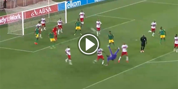 Güney Afrikalı kaleciden beklenmedik röveşata