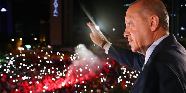 Azerbaycan Türkleri Erdoğan'ı bekliyor!