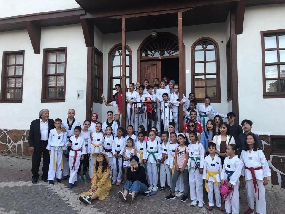 Güney Kore’den gelen turizm elçileri Osmaneli’nde 