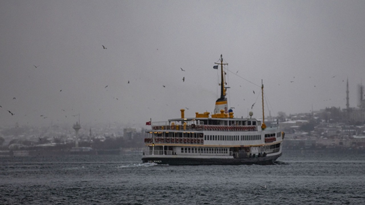 Güney Marmara'da feribot seferleri iptal edildi