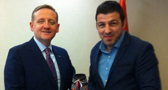 Güngör, Göksel Gümüşdağ'ı ziyaret etti