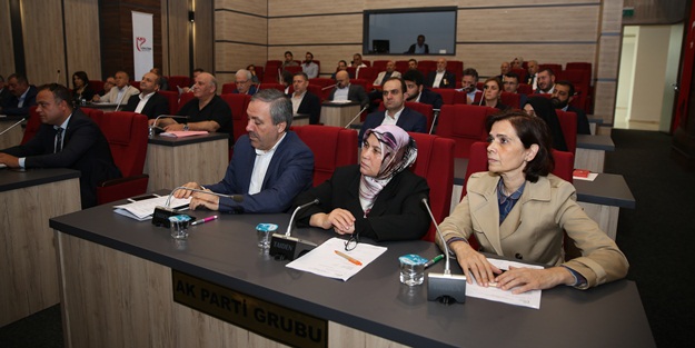 Güngören Belediye Meclisi'nden Barın Pınarı Harekatı'na ortak destek