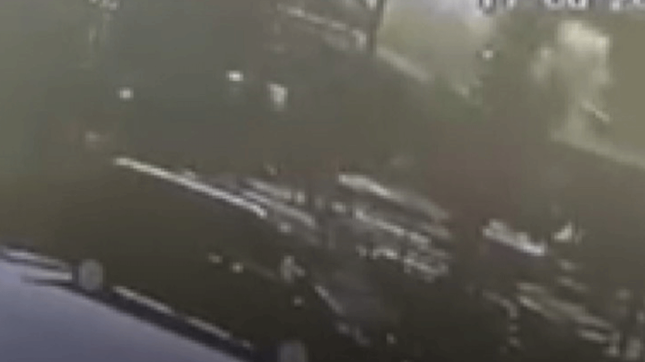 Güngören'de iş yerinde buhar kazanı böyle patladı!