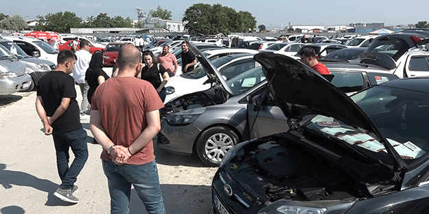 Günler önceki tabloyu unutun! Oto pazarının son hali şaşkına çevirdi