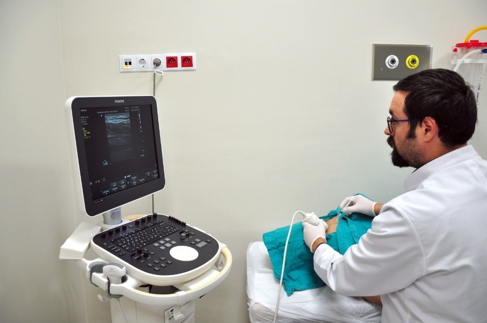 Günlük yaşamdaki stres ve duruş bozuklukları boyun ağrısına neden olabilir 