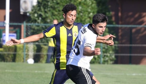 Günün ilk derbisinde kazanan Fenerbahçe oldu!