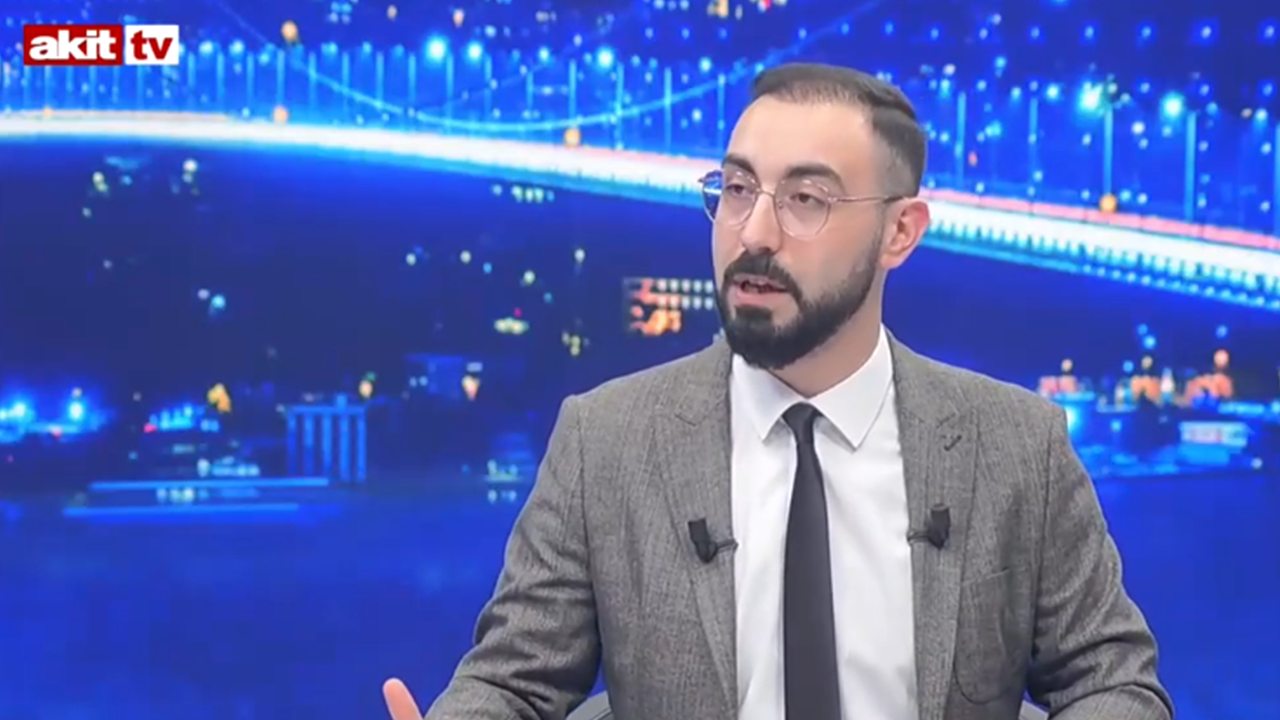 Günün özeti, sarsıcı gelişmeler ve son dakikalar... Gece Ajansı 23:30’da Akit TV’de