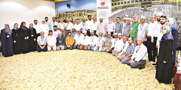 Gurbetçi hacı adayları da tek yürekti