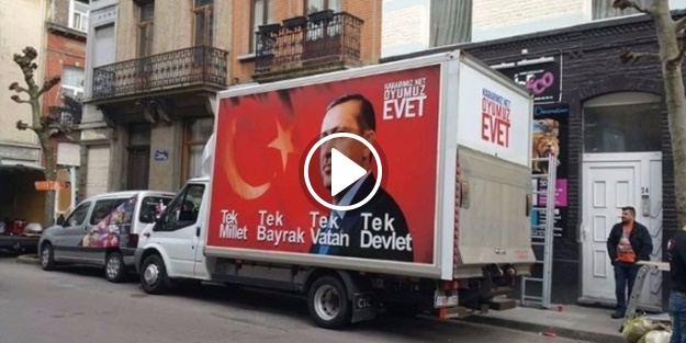 Gurbetçiler Avrupa'nın göbeğini Dombra ile inletiyor