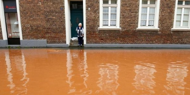 Gurbetçiler dikkat! Sel uyarısı