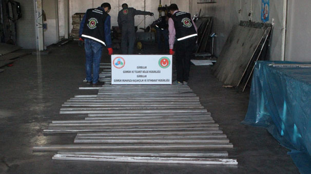 Gürbulak Gümrük Kapısında yapılan aramada 109 kilogram  afyon sakızı ele geçirildi