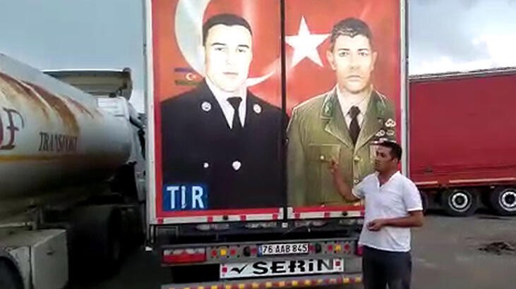 Gürcistan polisine direndi, TIR'daki milli kahramanların fotoğrafını söktürmedi
