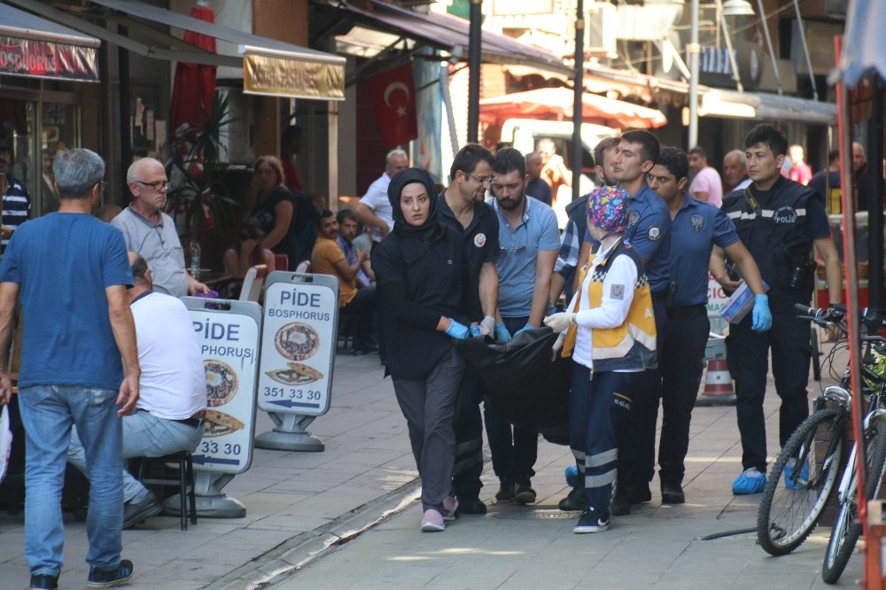 Gürcistan uyruklu kadın evde ölü bulundu 