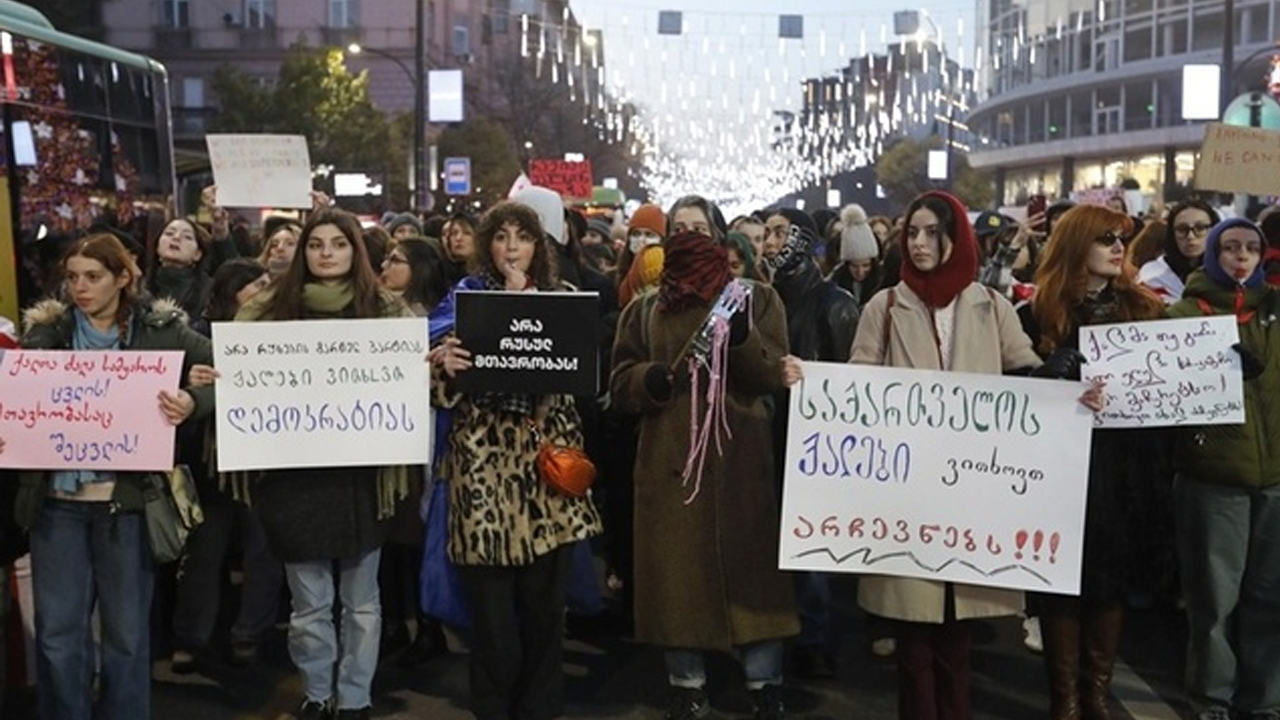 Gürcistan'da AB yanlısı gösteriler 28. gününde!