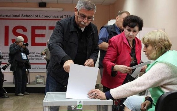 Gürcistan'da oy verme işlemi son buldu