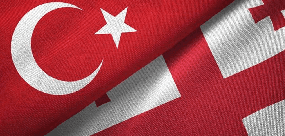 Gürcistan'daki genç kamu görevlilerine FETÖ anlatıldı