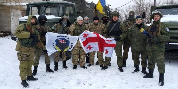 Gürcü savaşçılardan Rusya'ya gözdağı