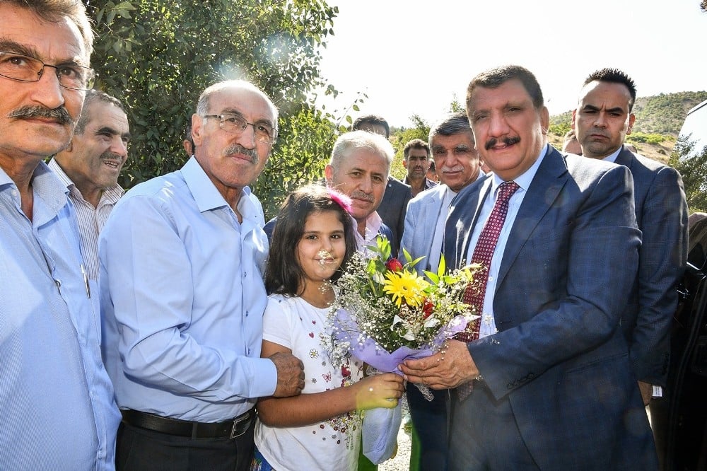 Gürkan, yol çalışmasını inceledi 