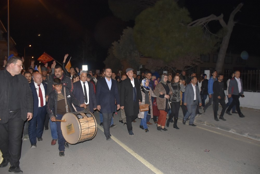 Gürşat Kale mahalle istişare toplantılarını sürdürüyor 