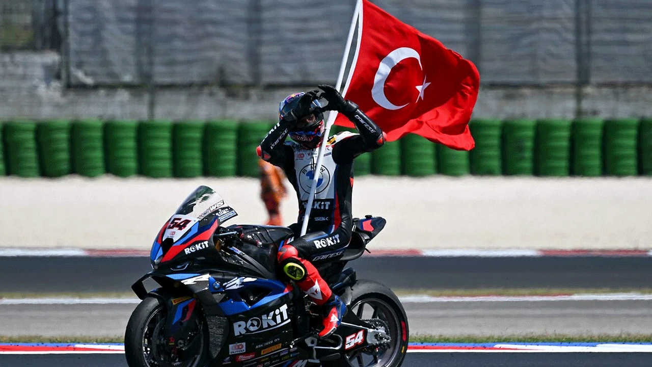 Gururlandık! Dünya şampiyonu oldu… Kim bu Toprak Razgatlıoğlu.