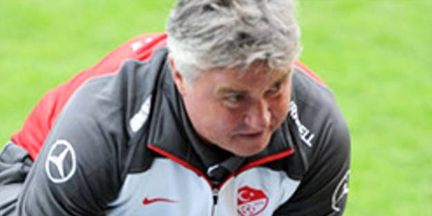 Guus Hiddink emekli oldu