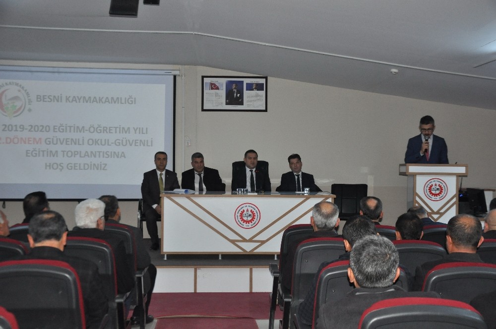 Güvenli okul güvenli eğitim toplantısı yapıldı 
