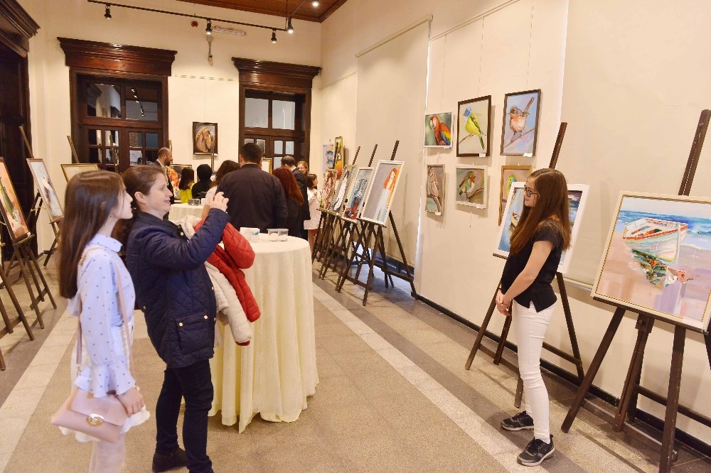 Güzel sanatlar sergisi açıldı 